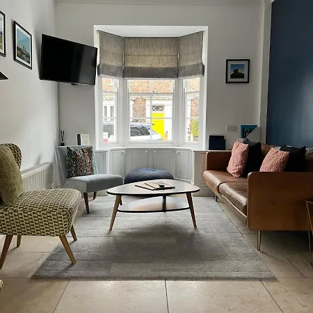Best - Alma Holiday home